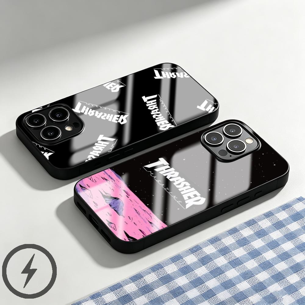 Screen Protectors - غطاء هاتف ماركة THRASHER لأجهزة آيفون