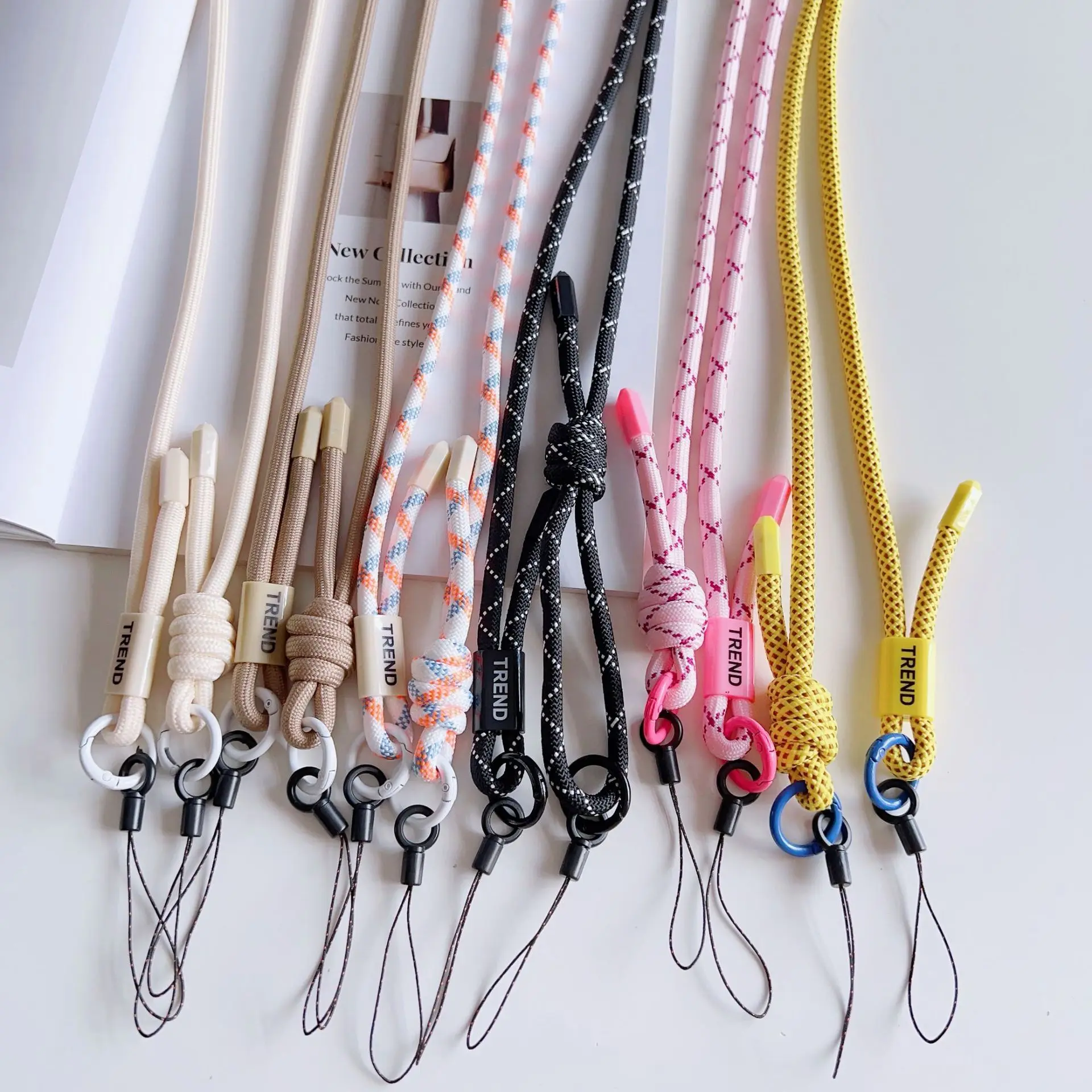 قابل للتعديل العالمي الهاتف ال - مراجعة Crossbody Lanyard Neck Strap Case وسعره
