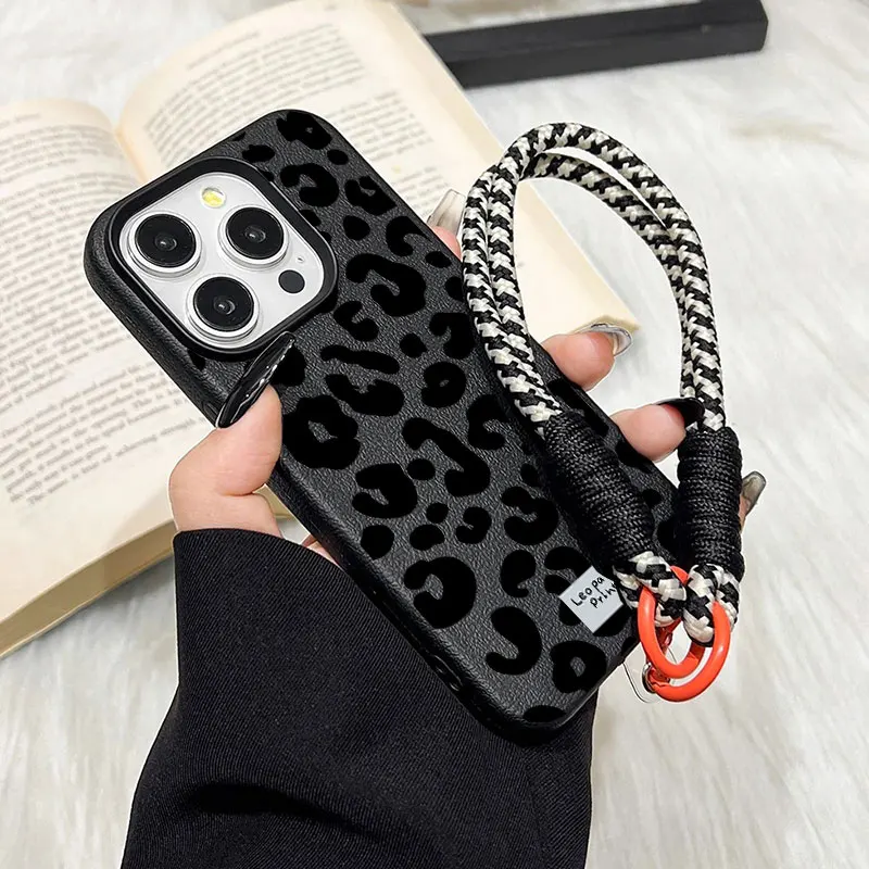 غطاء هاتف بنمط الفهد الكلاسيكي - مراجعة Vintage Floral Pattern Soft Case وسعره