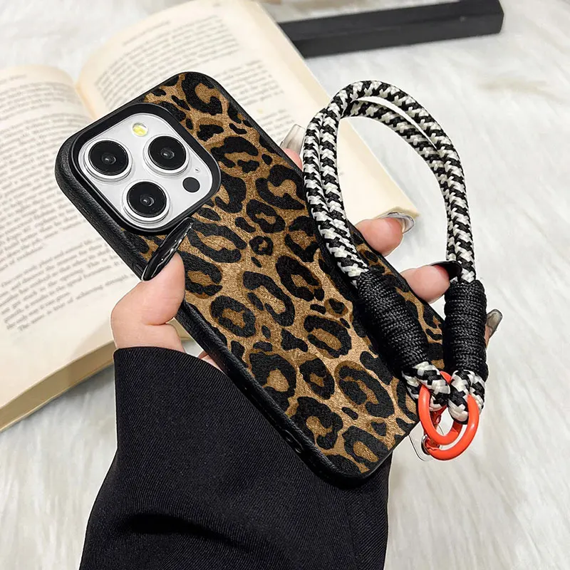 غطاء هاتف بنمط الفهد الكلاسيكي - مراجعة Vintage Floral Pattern Soft Case وسعره