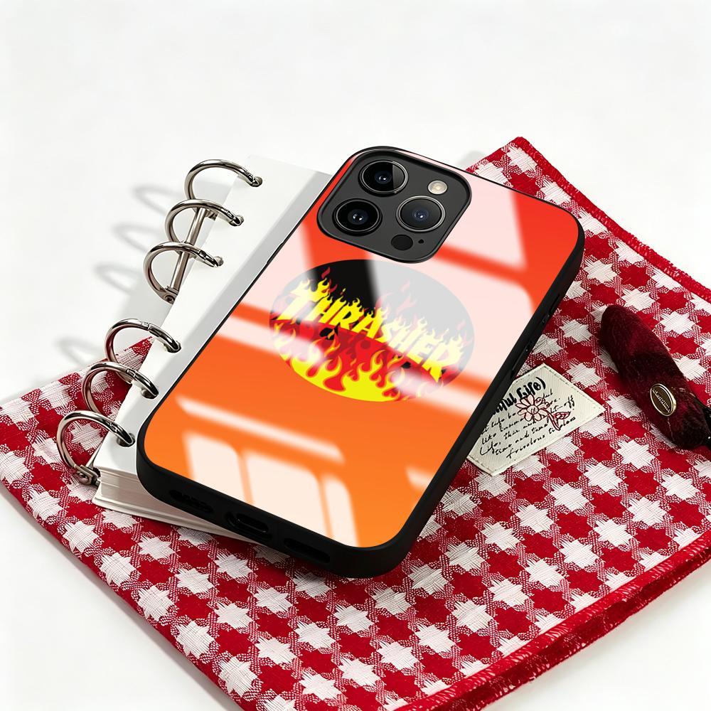 غطاء هاتف ماركة THRASHER لأجهز - مراجعة Screen Protectors وسعره